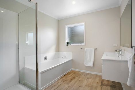 Photo of property in 32 Bryce Street, Cambridge, 3434