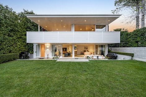 Photo of property in 215 Jervois Road, Herne Bay, Auckland, 1011