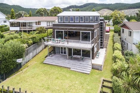 Photo of property in 135 Bambury Place, Onemana, Whangamata, 3691