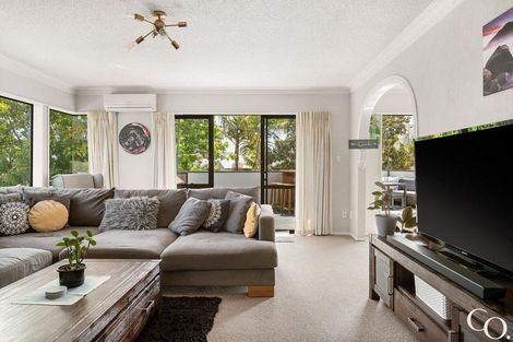 Photo of property in 4/10 Sutherland Avenue, Mount Maunganui, 3116