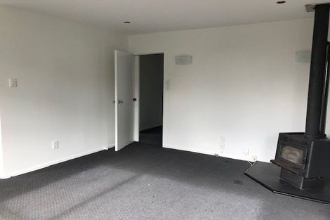 Photo of property in 20 Zingaro Place, Massey, Auckland, 0614