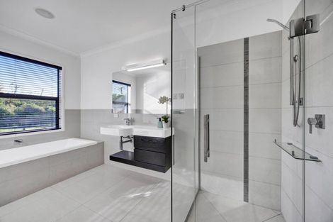 Photo of property in 1058 Mangorei Road, Mangorei, New Plymouth, 4371