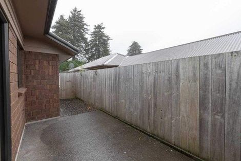 Photo of property in 1/108 Old Farm Road, Hamilton East, Hamilton, 3216