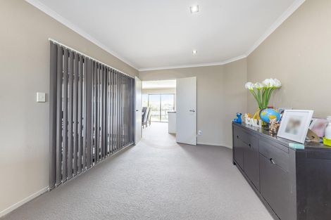 Photo of property in 316 Ormiston Road, Flat Bush, Auckland, 2019