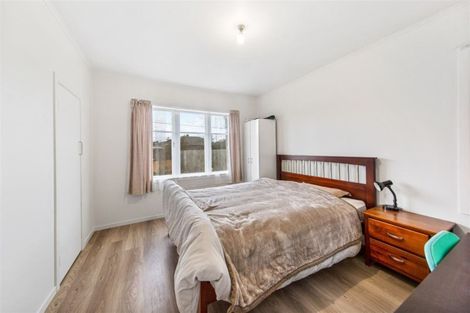 Photo of property in 17 Bolton Place, Otara, Auckland, 2023