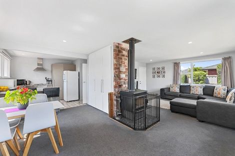 Photo of property in 6 Oakhampton Street, Hornby, Christchurch, 8042