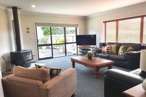 Photo of property in 116 Kirton Drive, Riverstone Terraces, Upper Hutt, 5018