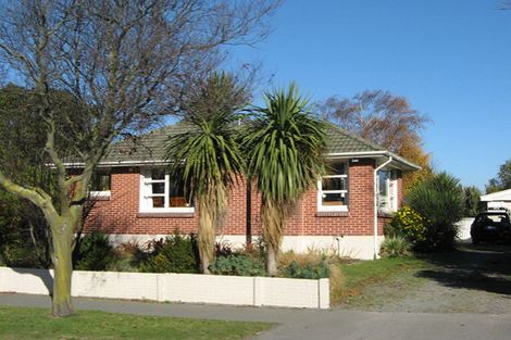 Photo of property in 45 Warren Crescent, Hillmorton, Christchurch, 8025