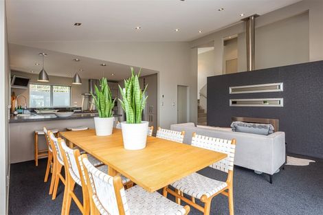 Photo of property in 12 Mandalay Lane, Redcliffs, Christchurch, 8081