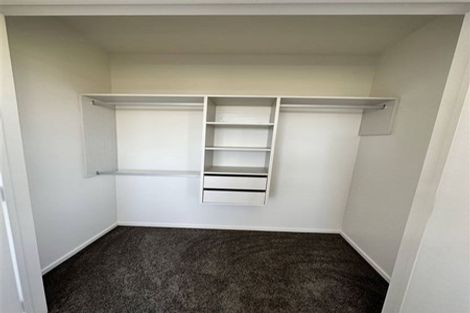 Photo of property in 42f Donegal Park Drive, Flat Bush, Auckland, 2019