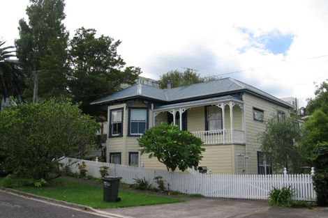 Photo of property in 1 Kapai Road, Devonport, Auckland, 0624