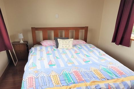 Photo of property in 33 Fox Street, Opunake, 4616