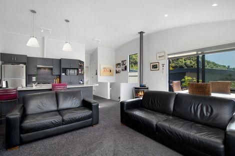 Photo of property in Elkridge Apartments, 2/64 Marina Drive, Frankton, Queenstown, 9300