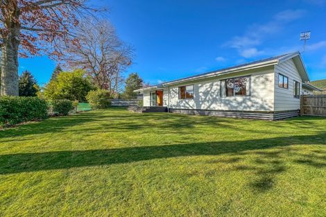 Photo of property in 4 Yasmin Lane, Kinloch, Taupo, 3377