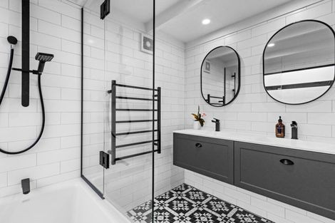 Photo of property in 5 Rush Place, Havelock North, 4130