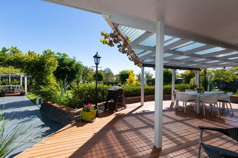 Photo of property in 38 Kensington Drive, Taradale, Napier, 4112