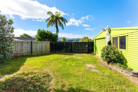 Photo of property in 16a Indiana Grove, Totara Park, Upper Hutt, 5018