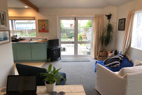 Photo of property in 137 Rongotai Road, Kilbirnie, Wellington, 6022