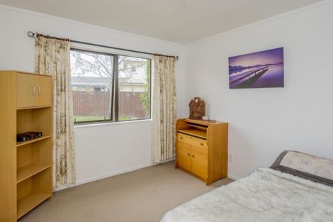 Photo of property in 7 Nikau Street, Levin, 5510
