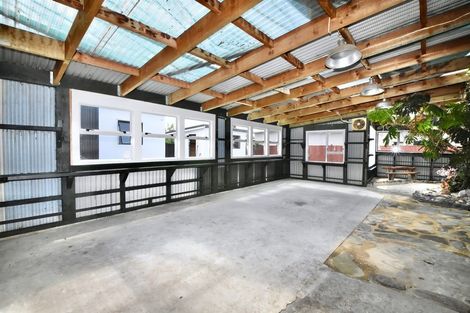 Photo of property in 8 Reading Street, Greytown, 5712