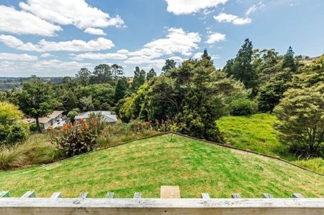 Photo of property in 22a Viridian Lane, Greenhithe, Auckland, 0632