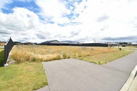 Photo of property in 12 Canal Place, Twizel, 7901