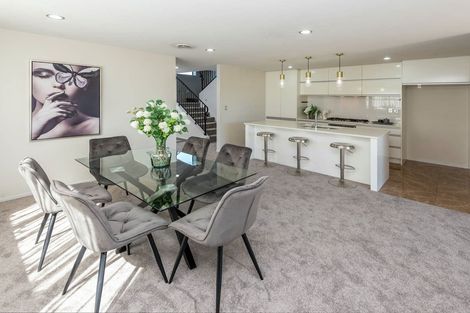 Photo of property in 386 Ormiston Road, Flat Bush, Auckland, 2019