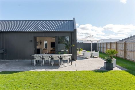 Photo of property in 24 Plains Avenue, Masterton, 5810