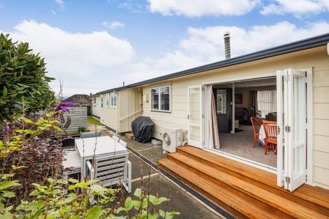Photo of property in 644 Featherston Street, Roslyn, Palmerston North, 4414