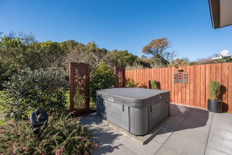 Photo of property in 34 Cawthron Crescent, Annesbrook, Nelson, 7011