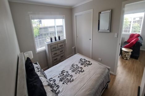 Photo of property in 39 Seagrass Place, Otaki Beach, Otaki, 5512