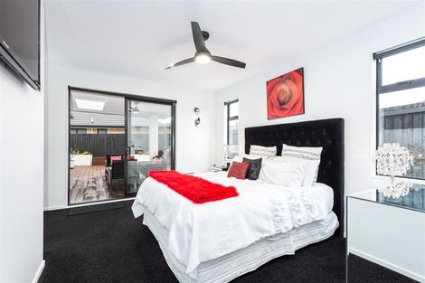 Photo of property in 5 Evelyn Crescent, Marshland, Christchurch, 8083