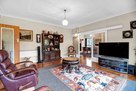 Photo of property in 33 Rogan Street, New Plymouth, 4310