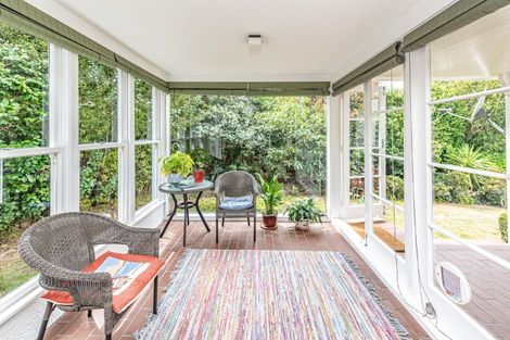 Photo of property in 17 Dickson Crescent, Saint Johns Hill, Whanganui, 4500