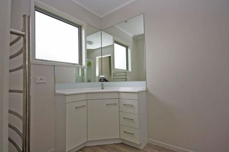 Photo of property in 3 Brenton Place, Whangamata, 3691