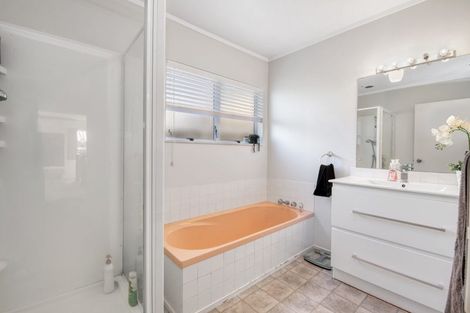 Photo of property in 14a Layton Road, Manly, Whangaparaoa, 0930