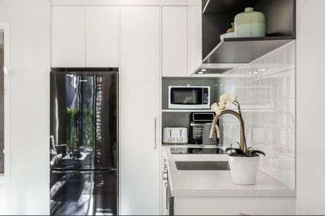 Photo of property in 11/2 Warrant Officer Lane, Hobsonville, Auckland, 0616