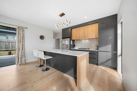 Photo of property in 1 Creswell Lane, Papakura, 2110