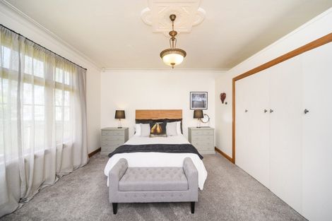 Photo of property in 32 Rangitira Avenue, Palmerston North, 4414