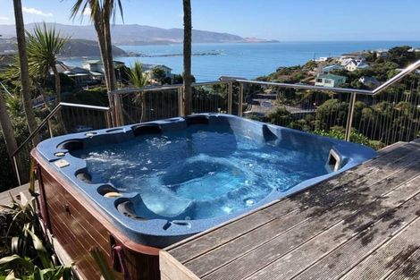 Photo of property in 63 Houghton Bay Road, Houghton Bay, Wellington, 6023