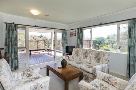 Photo of property in 6 Parkview Place, Riverdale, Gisborne, 4010