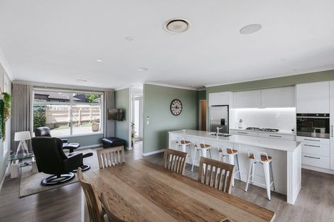 Photo of property in 5 Damien Place, Ohauiti, Tauranga, 3112