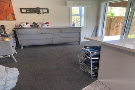 Photo of property in 4 Eatwell Avenue, Paraparaumu Beach, Paraparaumu, 5032