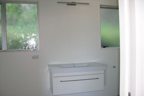 Photo of property in 2/7 Venus Place, Whitby, Porirua, 5024