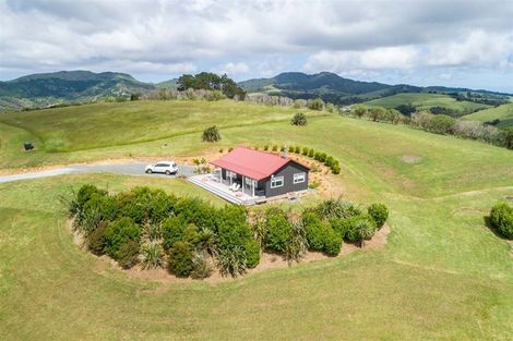 Photo of property in 1612e Pakiri Road, Tomarata, Wellsford, 0972