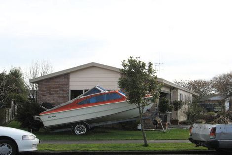 Photo of property in 21 Raleigh Avenue, Fairview Downs, Hamilton, 3214