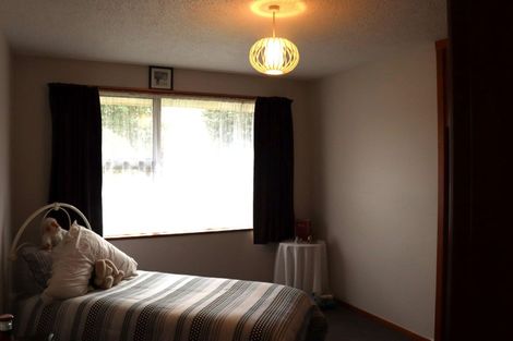 Photo of property in 834 Main North Road, Belfast, Christchurch, 8051