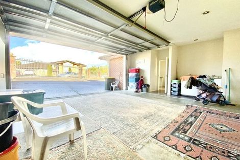 Photo of property in 4 Luna Place, Henderson, Auckland, 0612