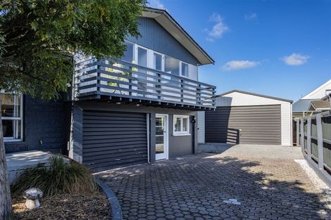 Photo of property in 7 Coates Place, Rangiora, 7400