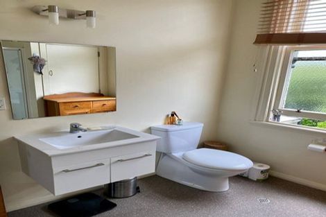 Photo of property in 24a Waripori Street, Berhampore, Wellington, 6023